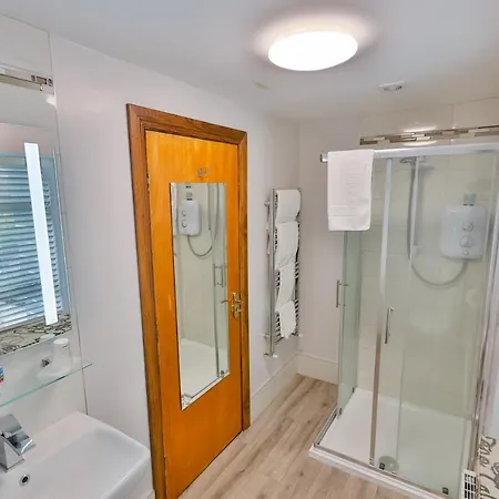 Casa de hóspedes Cawley's 2*