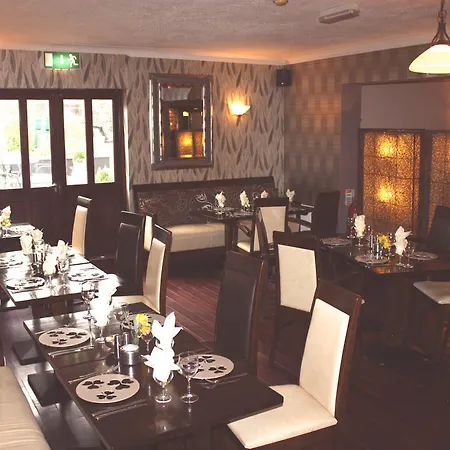 Πανσιόν Cawley's 2*